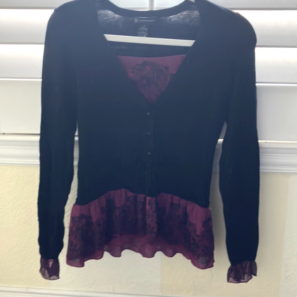 Women top ,black and magenta